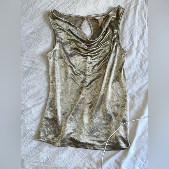 Banana Republic - Gold Top - Picture 2 of 9